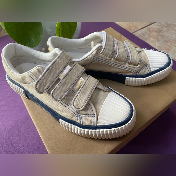 Swapped - Creamy White Velcro Sneakers - Picture 3 of 4